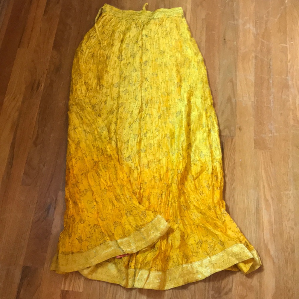 NWT! Yellow Ombré Skirt 💛